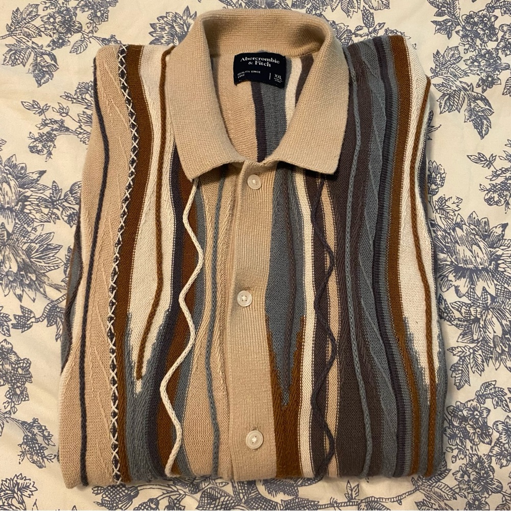 sweater polo